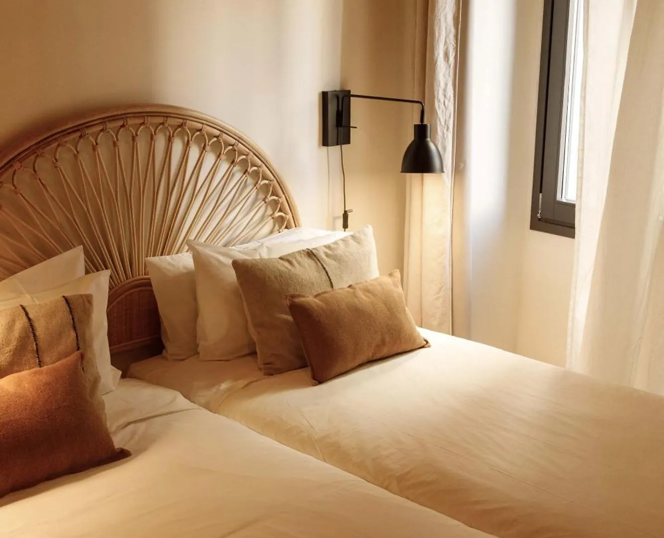 Hotel La Comuna By Bon Dia Residences Girona