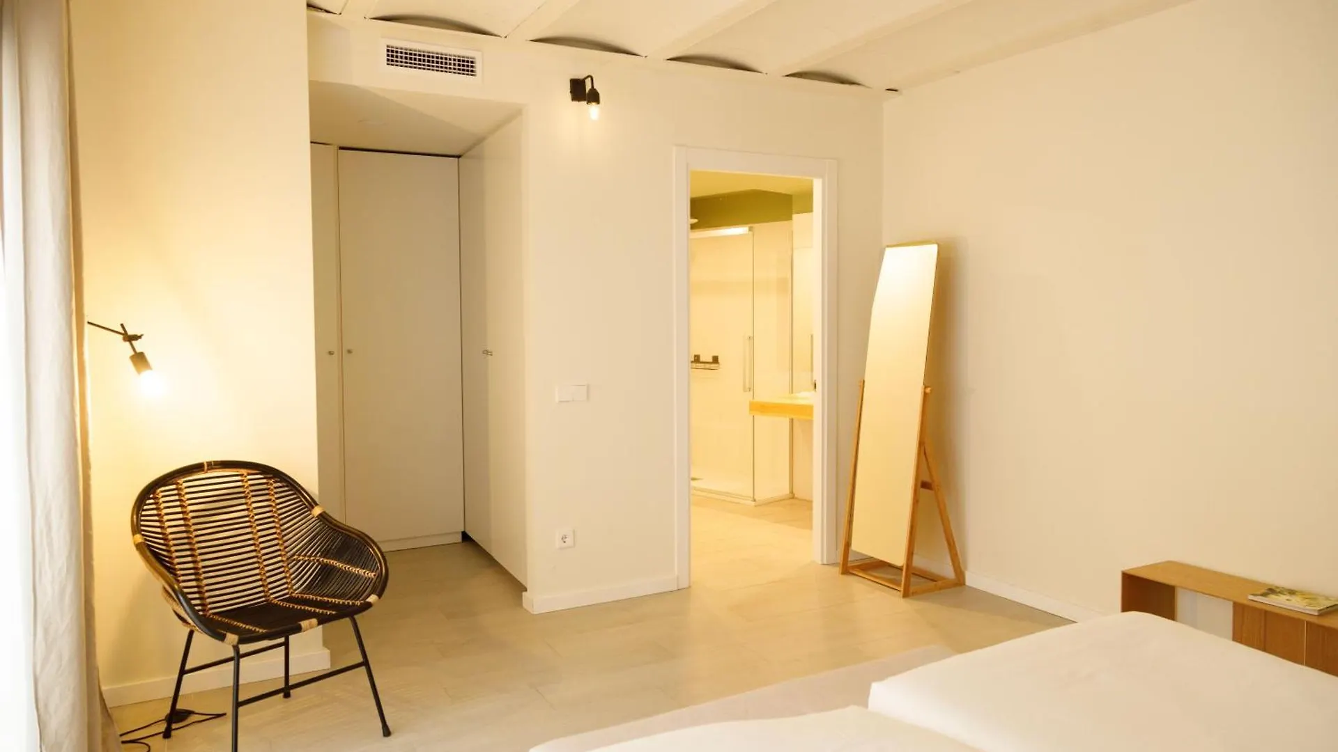 Hotel La Comuna By Bon Dia Residences Girona